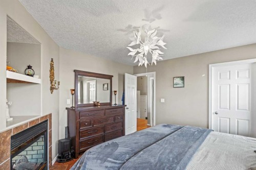 12817 88A Street, Grande Prairie, AB - Indoor Photo Showing Bedroom