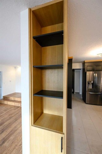 9938 87 Avenue, Grande Prairie, AB - Indoor