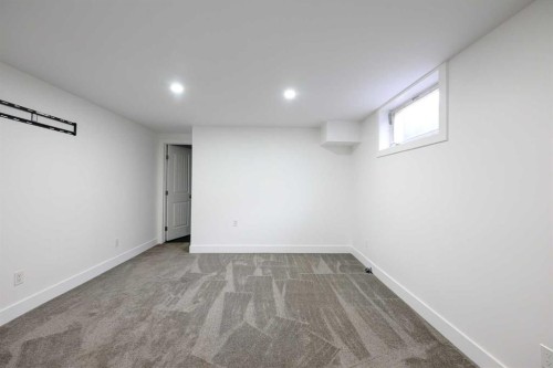 9938 87 Avenue, Grande Prairie, AB - Indoor