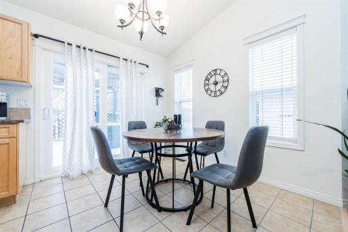 8905 Lakeland Drive, Grande Prairie, AB - Indoor Photo Showing Dining Room