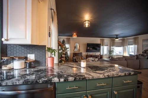 4 Black Spruce Drive, High Level, AB - Indoor Photo Showing Kitchen With Upgraded Kitchen