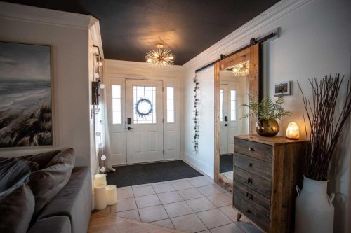 4 Black Spruce Drive, High Level, AB - Indoor Photo Showing Other Room