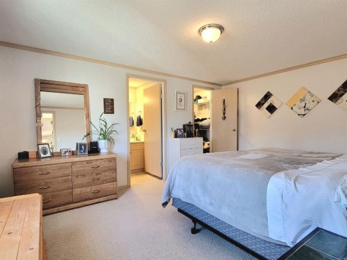 5201 51 Avenue, Valleyview, AB 