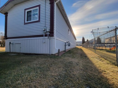 5201 51 Avenue, Valleyview, AB 