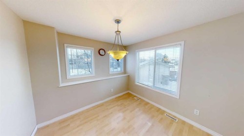 31 Pinnacle Boulevard, Grande Prairie, AB 