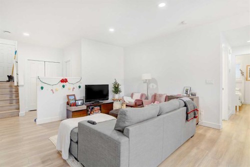 10609 114A Street, Grande Prairie, AB - Indoor Photo Showing Other Room