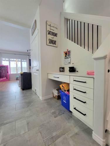 10242 85A Street, Grande Prairie, AB - Indoor Photo Showing Other Room