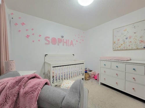 10242 85A Street, Grande Prairie, AB - Indoor Photo Showing Bedroom