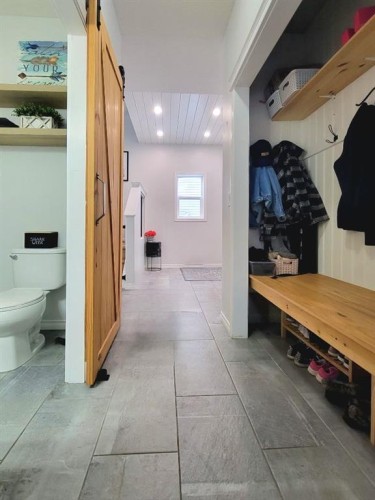 10242 85A Street, Grande Prairie, AB - Indoor