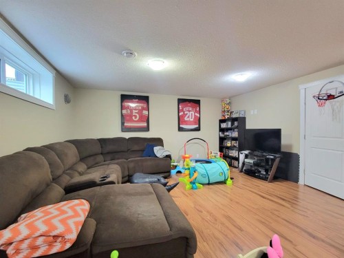 10242 85A Street, Grande Prairie, AB - Indoor