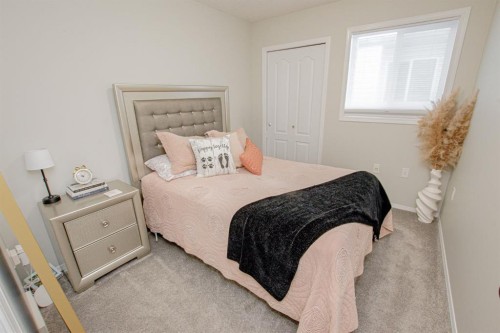 8825 65 Avenue, Grande Prairie, AB - Indoor Photo Showing Bedroom