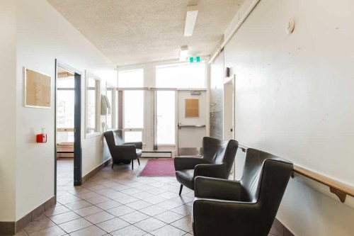 5230 44 Avenue, Spirit River, AB - Indoor Photo Showing Other Room