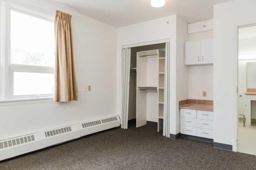 5230 44 Avenue, Spirit River, AB - Indoor