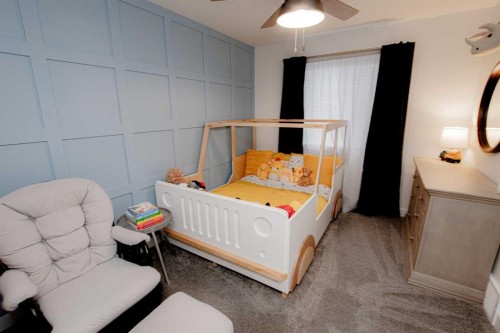 9617 89A Street, Grande Prairie, AB - Indoor Photo Showing Bedroom