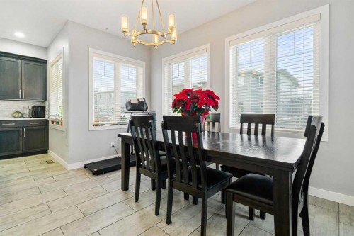 11329 Tamarack Drive, Grande Prairie, AB - Indoor Photo Showing Dining Room