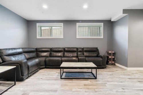 11329 Tamarack Drive, Grande Prairie, AB - Indoor Photo Showing Living Room