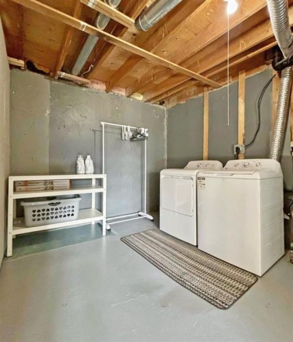 101 97Th Avenue, Grande Cache, AB - Indoor Photo Showing Laundry Room