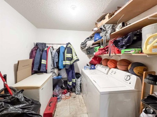 All-1 3 Avenue Se, Falher, AB 
