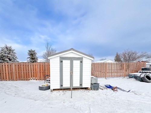 All-302 1 Street Se, Falher, AB - Outdoor