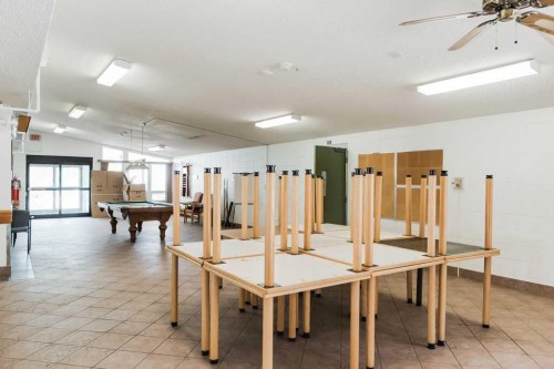 1-5230 44 Avenue, Spirit River, AB - Indoor Photo Showing Other Room