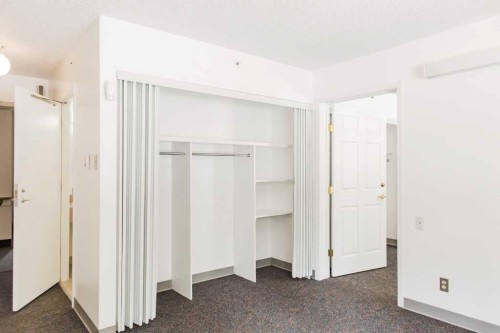 1-5230 44 Avenue, Spirit River, AB - Indoor