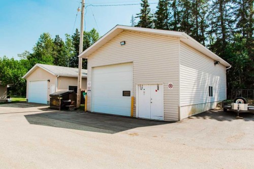 1-5230 44 Avenue, Spirit River, AB - Outdoor With Exterior