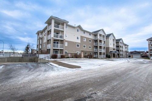 #414-11240 104 Avenue, Grande Prairie, AB - Outdoor