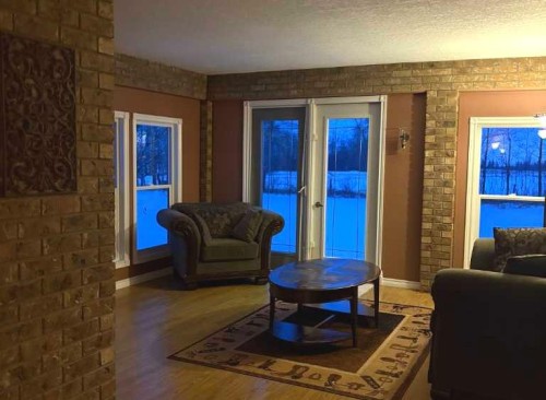 821004 Range Road 30, Rural Fairview No. 136, M.D. Of, AB - Indoor Photo Showing Living Room