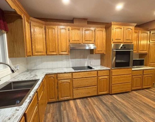 821004 Range Road 30, Rural Fairview No. 136, M.D. Of, AB - Indoor Photo Showing Kitchen