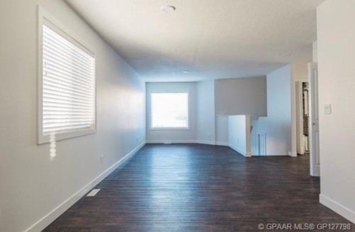 9523 113 Avenue, Clairmont, AB - Indoor Photo Showing Other Room