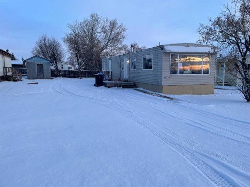 10305 103 Street, Fairview, AB - Outdoor