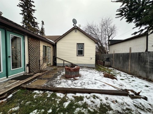 9514 104 Avenue, Grande Prairie, AB - Outdoor With Exterior