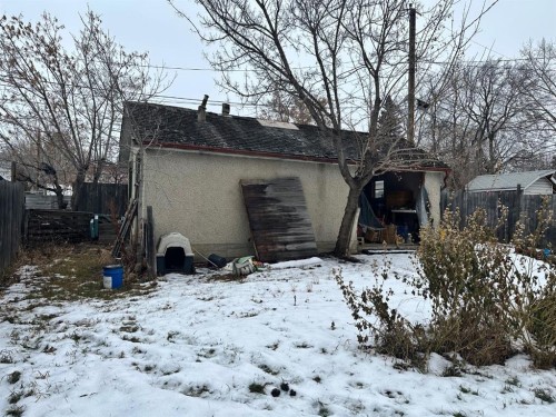 9514 104 Avenue, Grande Prairie, AB - Outdoor