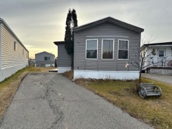 92 Coachman Village  Grande Prairie, AB T8V 2N9