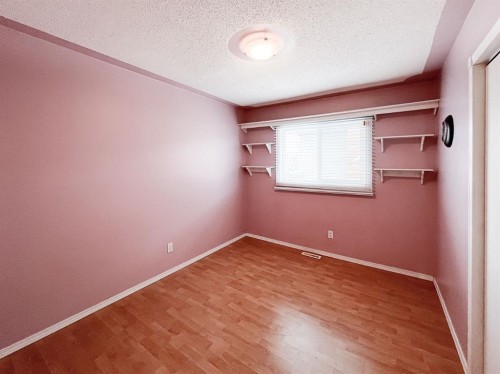 9423 125 Avenue, Grande Prairie, AB - Indoor Photo Showing Other Room