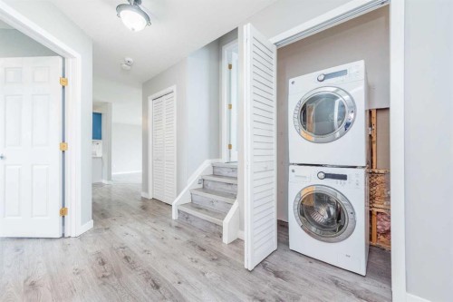 11319 90 Street, Grande Prairie, AB - Indoor Photo Showing Laundry Room