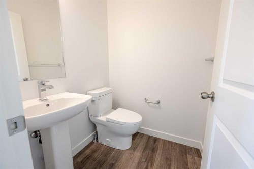 8637 Copperwood Road, Grande Prairie, AB - Indoor Photo Showing Bathroom