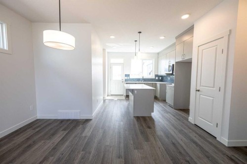 8637 Copperwood Road, Grande Prairie, AB - Indoor Photo Showing Kitchen