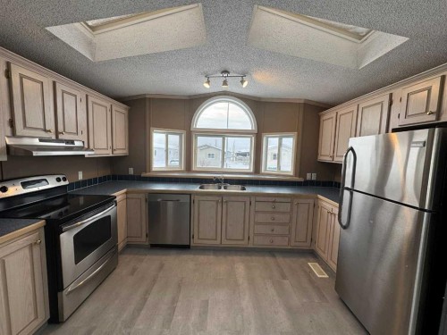 108-10615 88 Street, Grande Prairie, AB 