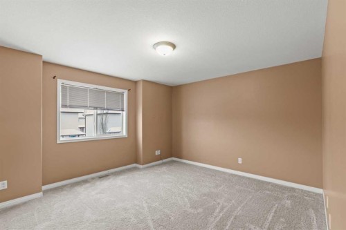 330-10150 121 Avenue, Grande Prairie, AB - Indoor Photo Showing Other Room