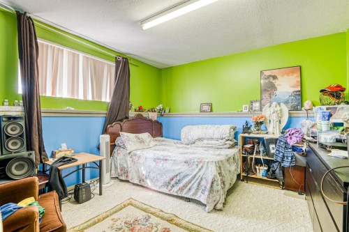9645 Hillcrest Drive, Grande Prairie, AB - Indoor Photo Showing Bedroom