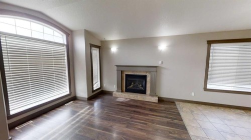 B-11246 75A Avenue, Grande Prairie, AB 