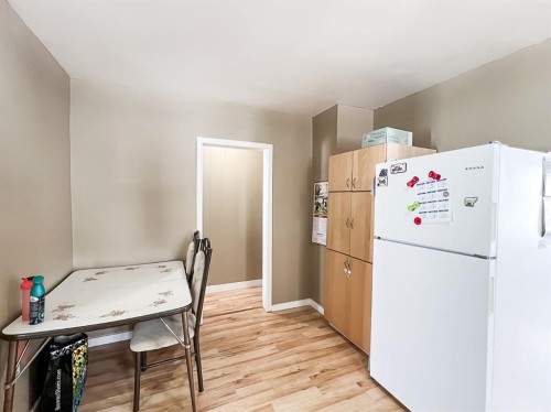 103 3 Avenue Sw, Falher, AB - Indoor Photo Showing Other Room