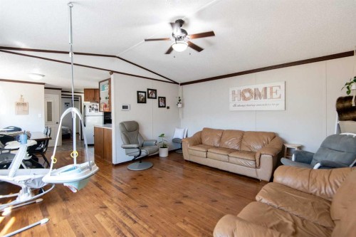 11002 102 Avenue, La Crete, AB - Indoor Photo Showing Living Room