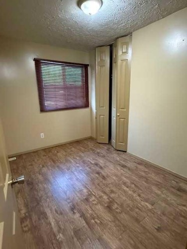 10323 98 Avenue, High Level, AB - Indoor Photo Showing Other Room