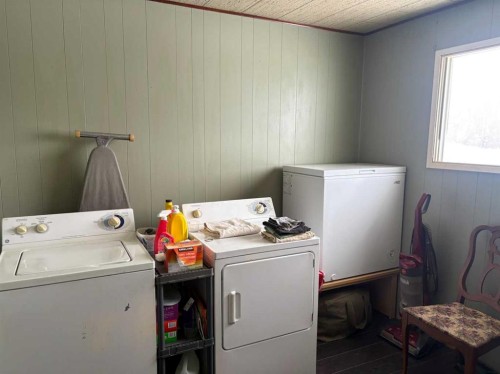64050 Hwy 49, Rural Spirit River No. 133, M.D. Of, AB - Indoor Photo Showing Laundry Room