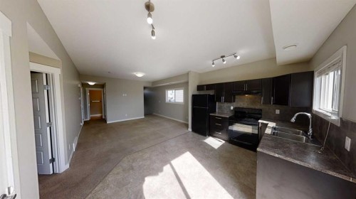 B-8713 88 Street, Grande Prairie, AB 