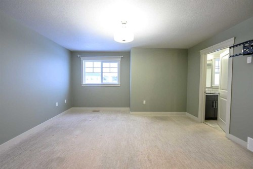 11329 107 Avenue, Grande Prairie, AB - Indoor Photo Showing Other Room