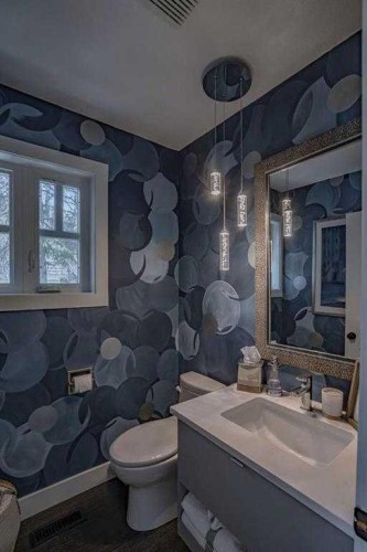 12809 92 Street, Peace River, AB - Indoor Photo Showing Bathroom