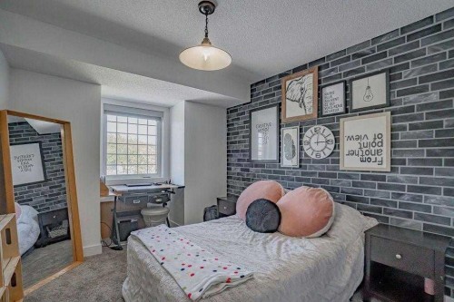 12809 92 Street, Peace River, AB - Indoor Photo Showing Bedroom